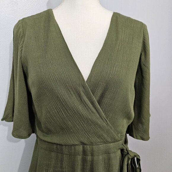 Lost & Wander Baja New Tie Waist Flutter Short Sleeve V Neck Olive Dress - Picture 3 of 12